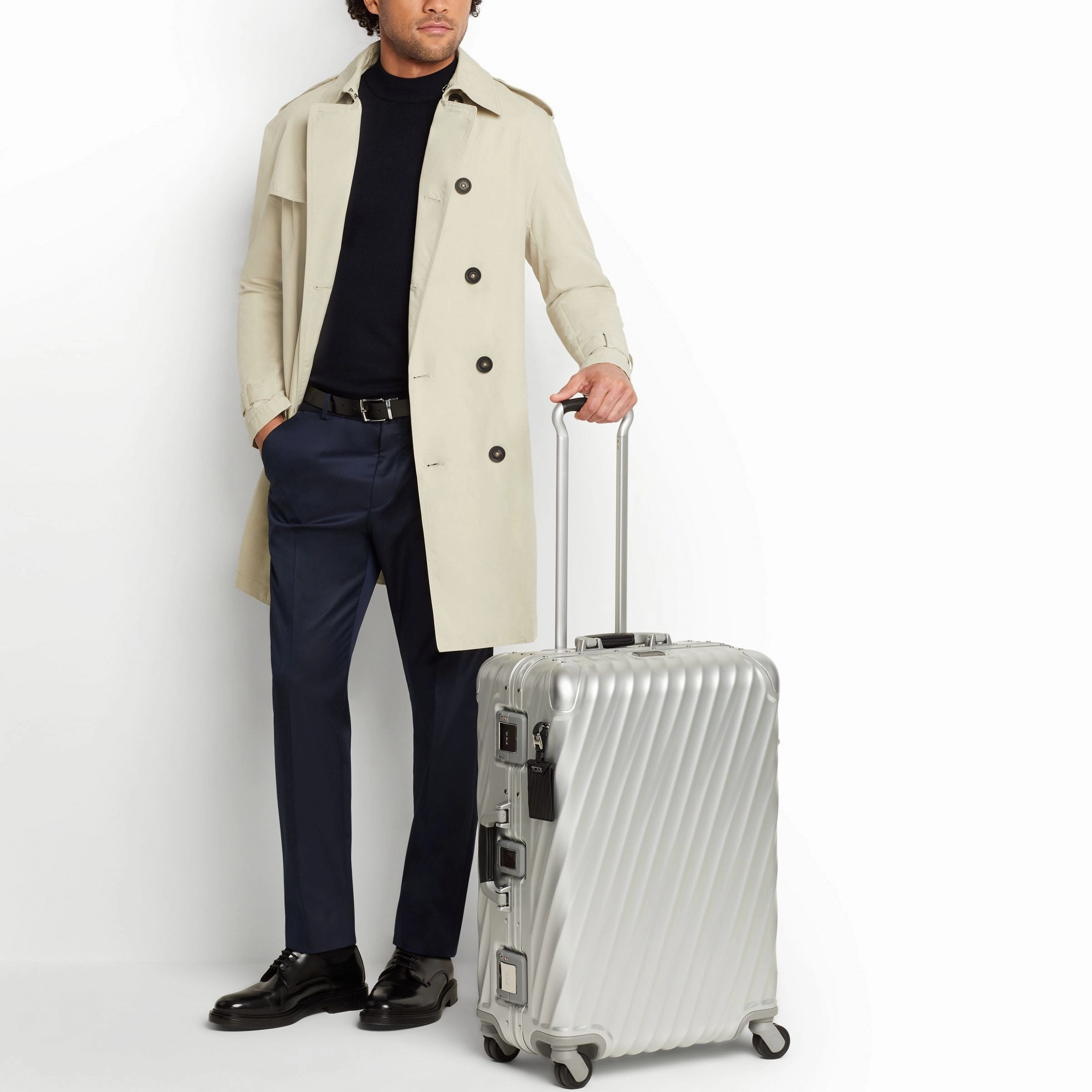 19 Degree Aluminum Short Trip Packing case // Silver