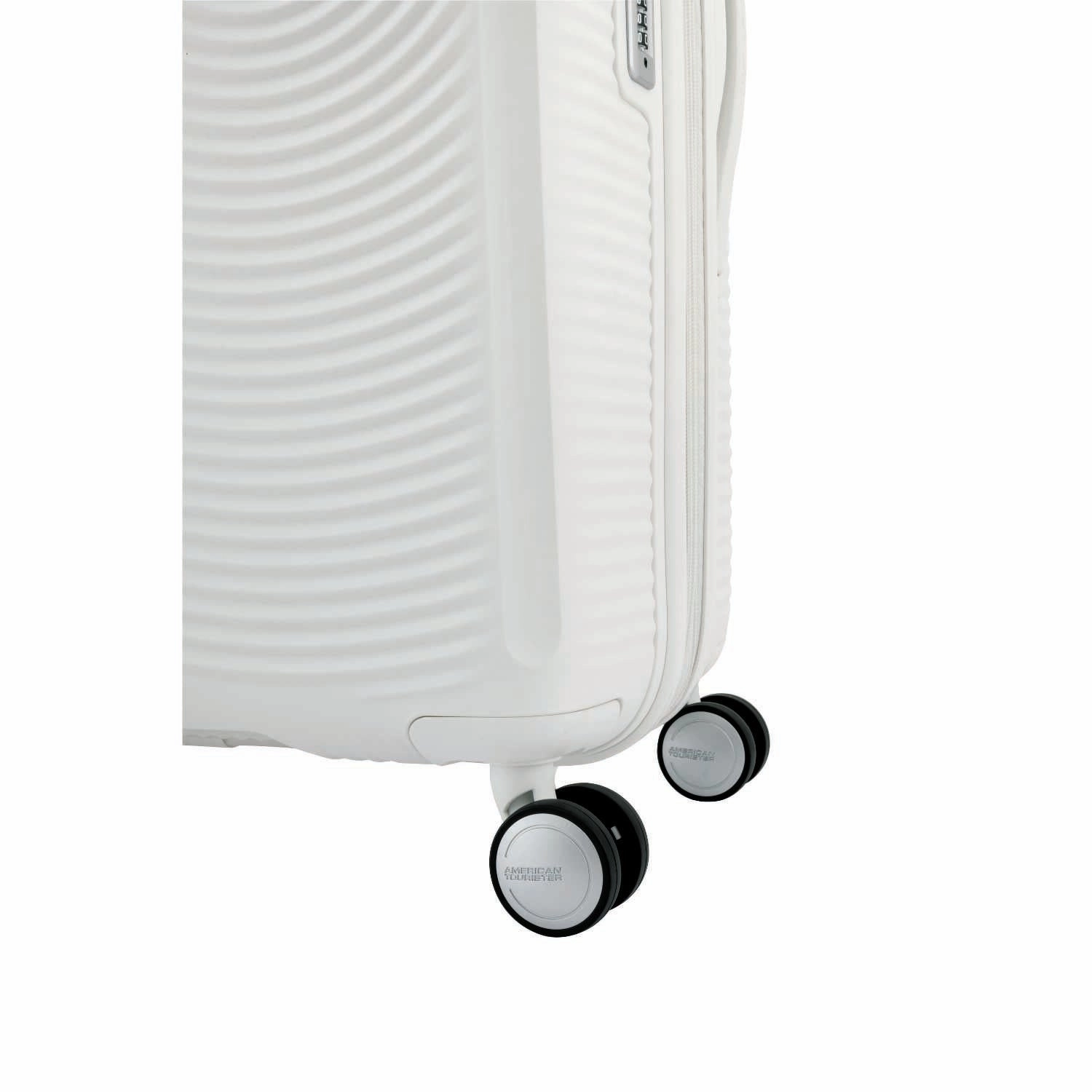 American Tourister Curio 20" 4-Wheel Carry-On Luggage