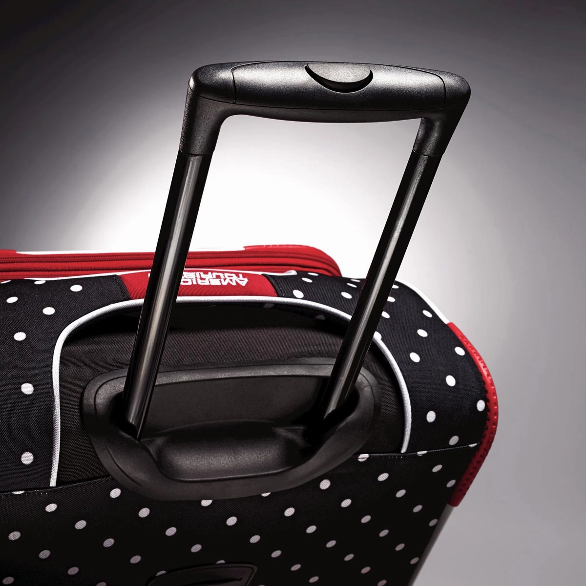 American Tourister Disney Minnie Mouse 21" Spinner