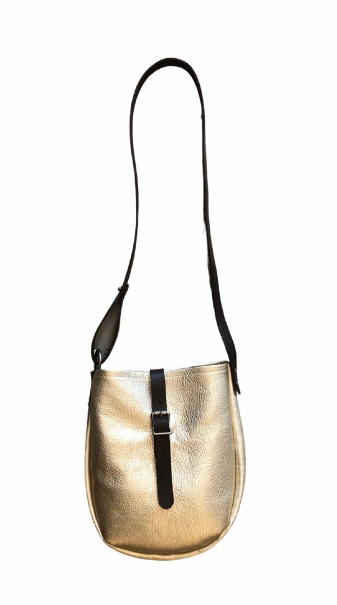 B07 crossbody pouch