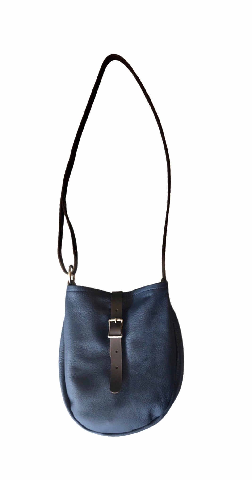 B07 crossbody pouch