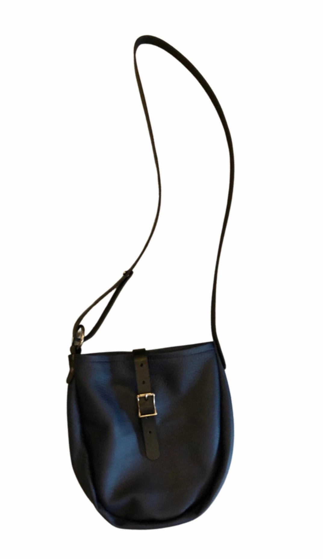 B07 crossbody pouch