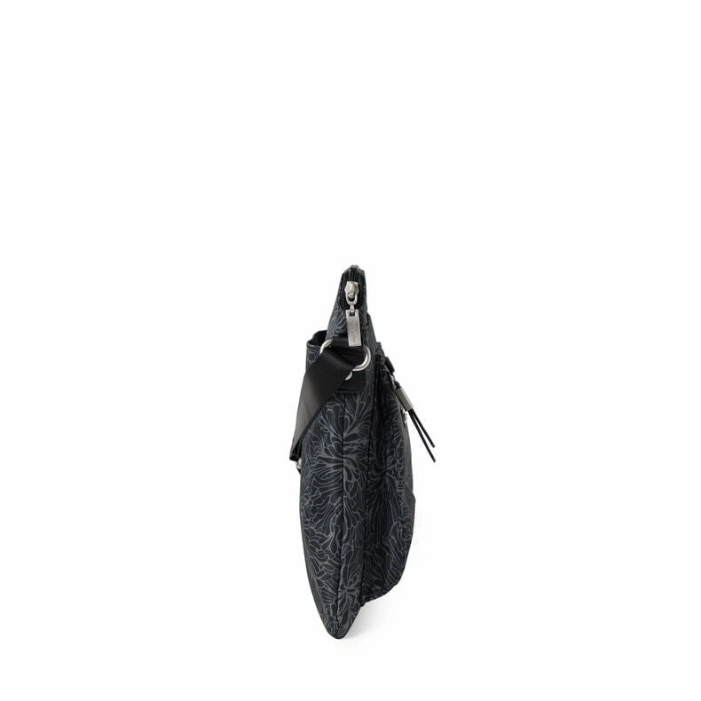 Baggallini Go Bagg With RFID Phone Wristlet