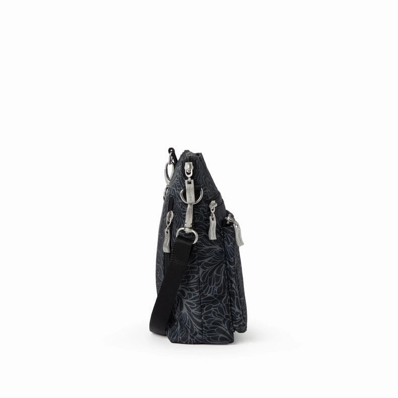 Baggallini Modern Pocket Crossbody