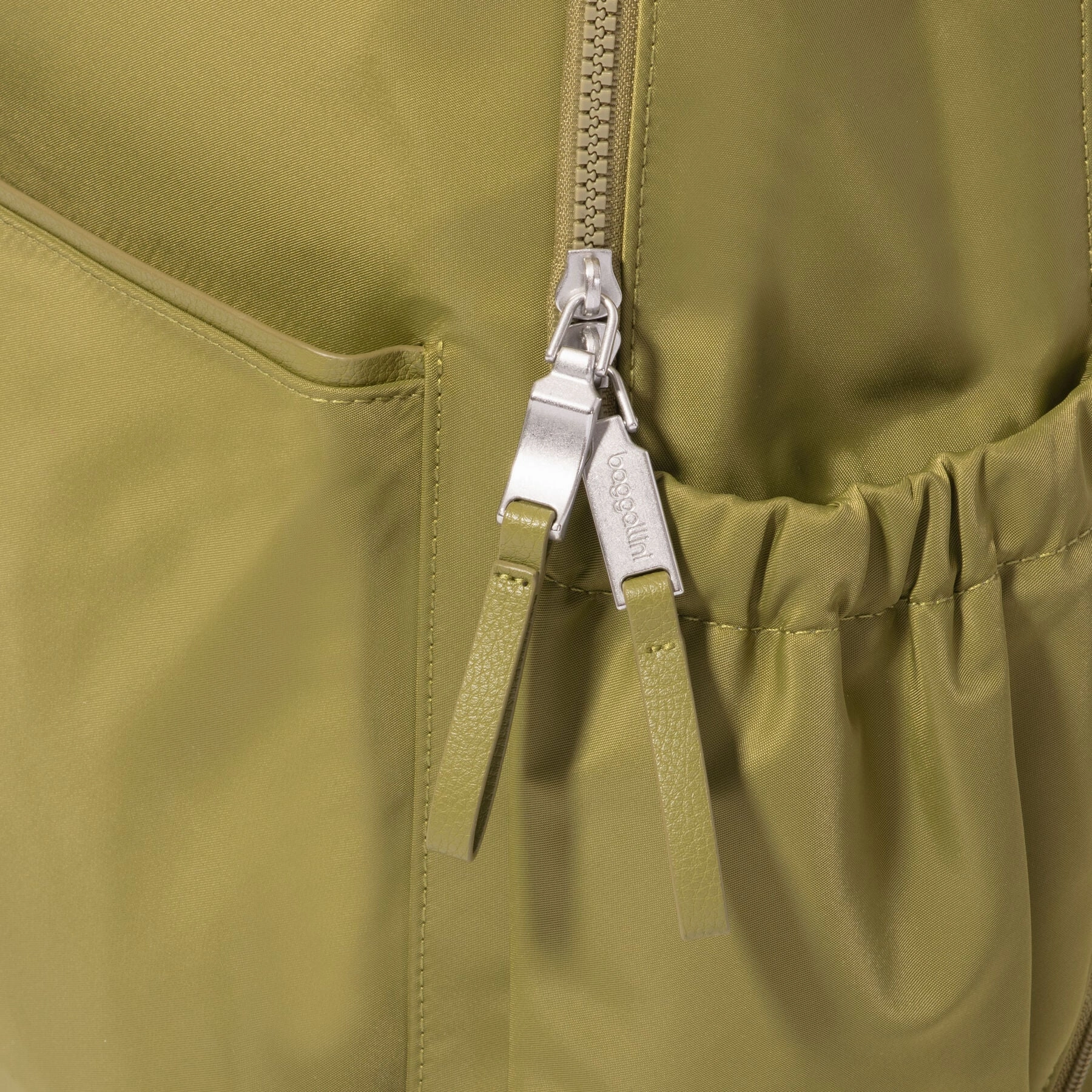 Baggallini Tribeca Expandable Laptop Backpack