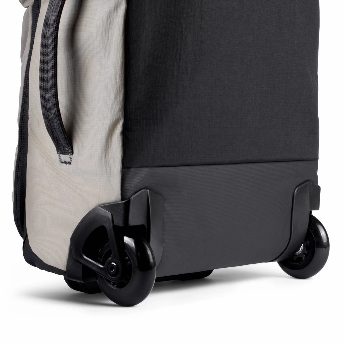 Bellroy Lite Carry-On Luggage