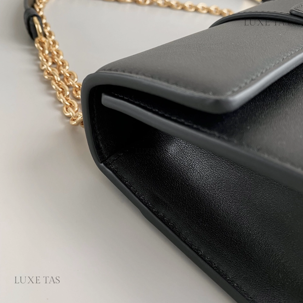 Black 30 Montaigne East-West Bag With Chain Leather Crossbody Bag for Women