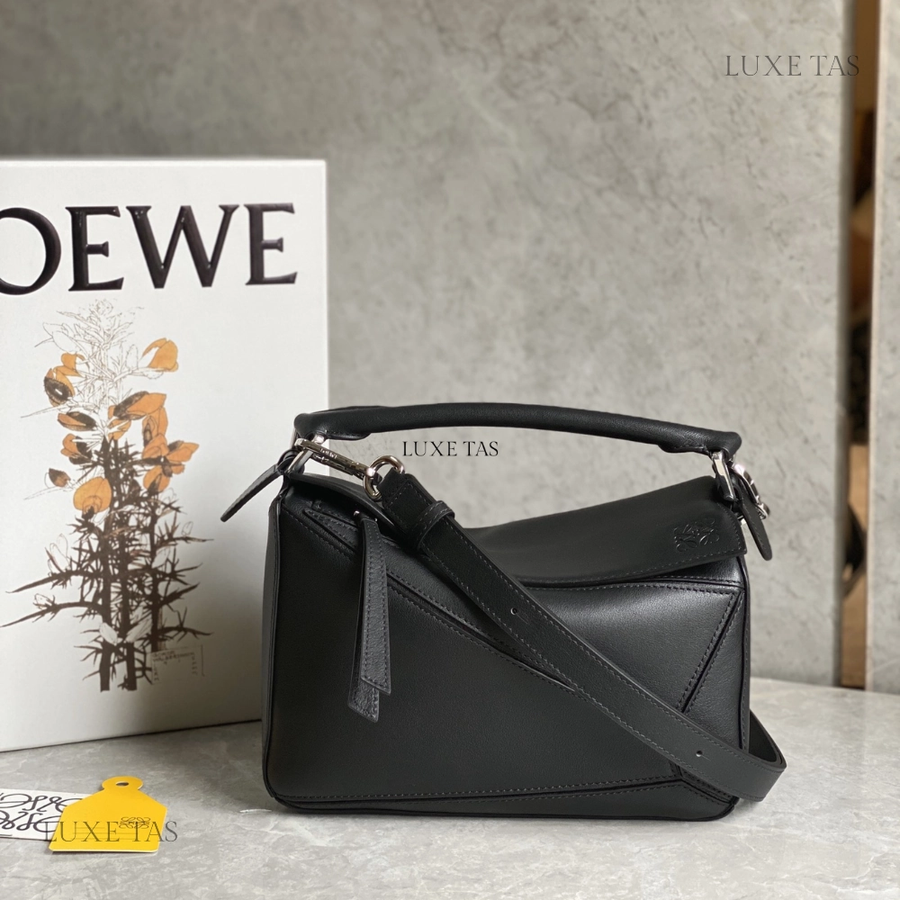 Black Small Puzzle Bag in Classic Calfskin Leather Crossbody Bag for Women