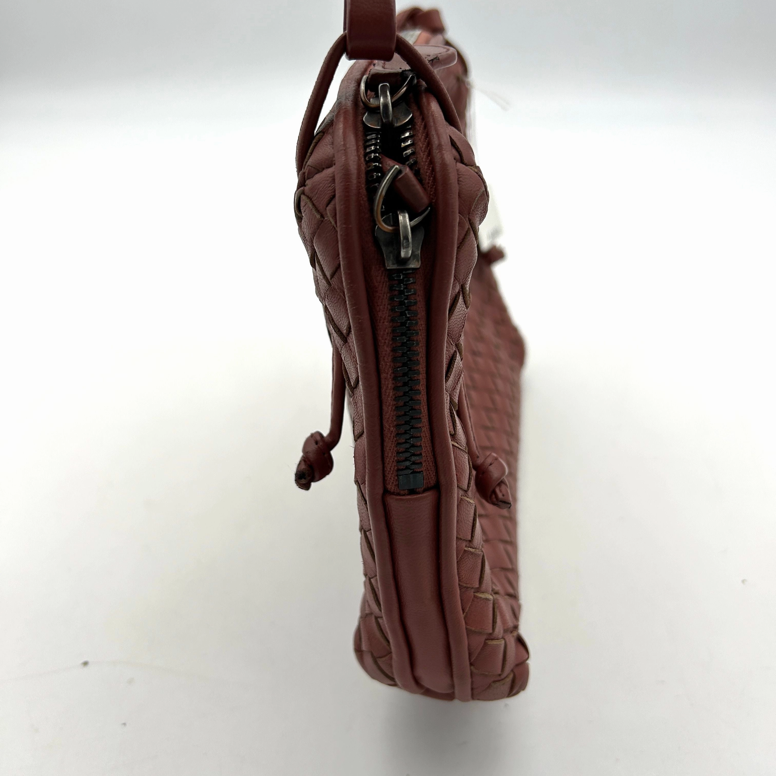 Bottega Veneta Intrecciato Nodini - Burgundy Crossbody Bags, Handbags AF394