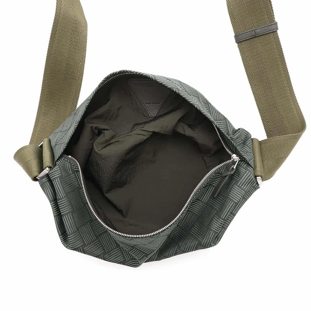Bottega Veneta INTRECCIATOPattern  Crossbody Bag camping650031 Nylon