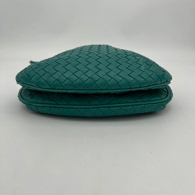 Bottega Veneta Leather Crossbody Bag Green Medium