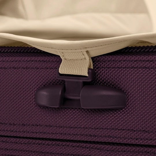 Briggs & Riley NEW Baseline Medium Expandable Spinner Luggage