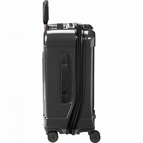 Briggs & Riley Torq Luggage International Carry-On 21" Spinner, Graphite