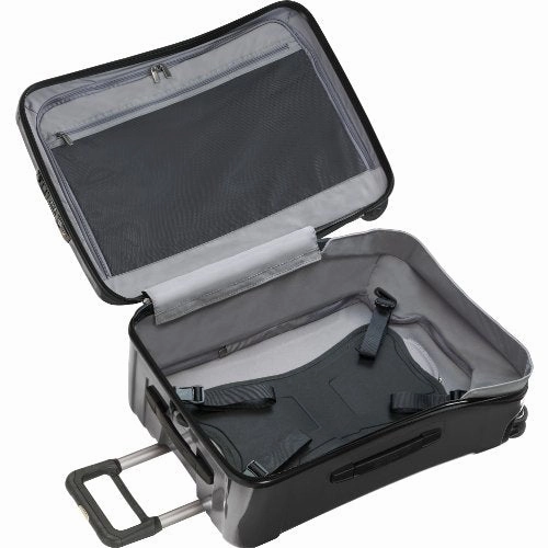 Briggs & Riley Torq Luggage International Carry-On 21" Spinner, Graphite