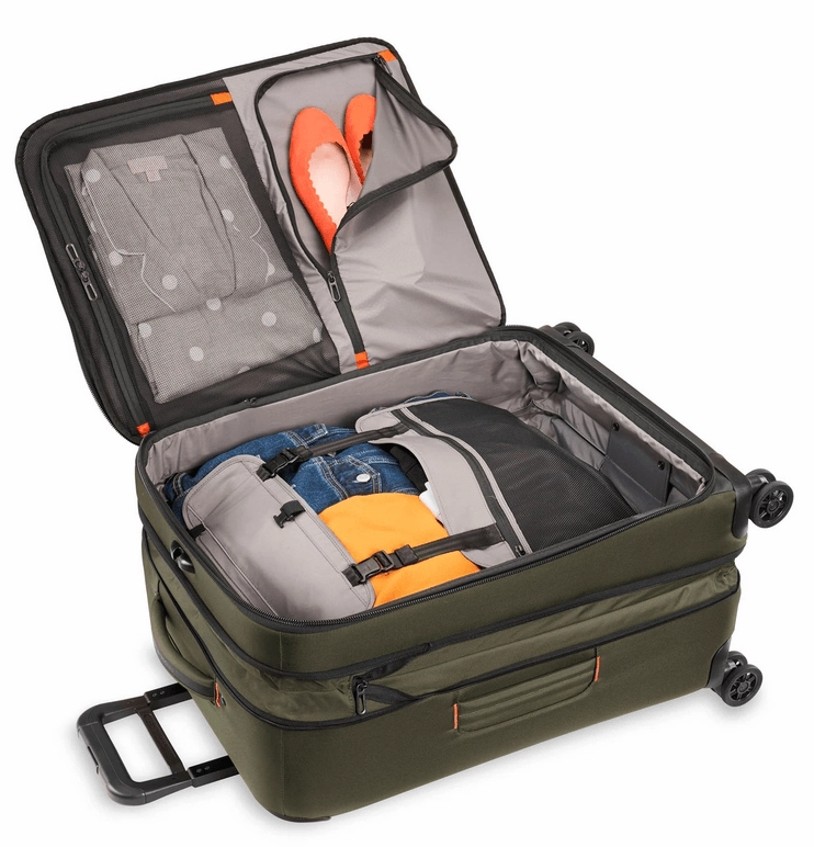 Briggs & Riley ZDX 26 Medium Expandable Spinner