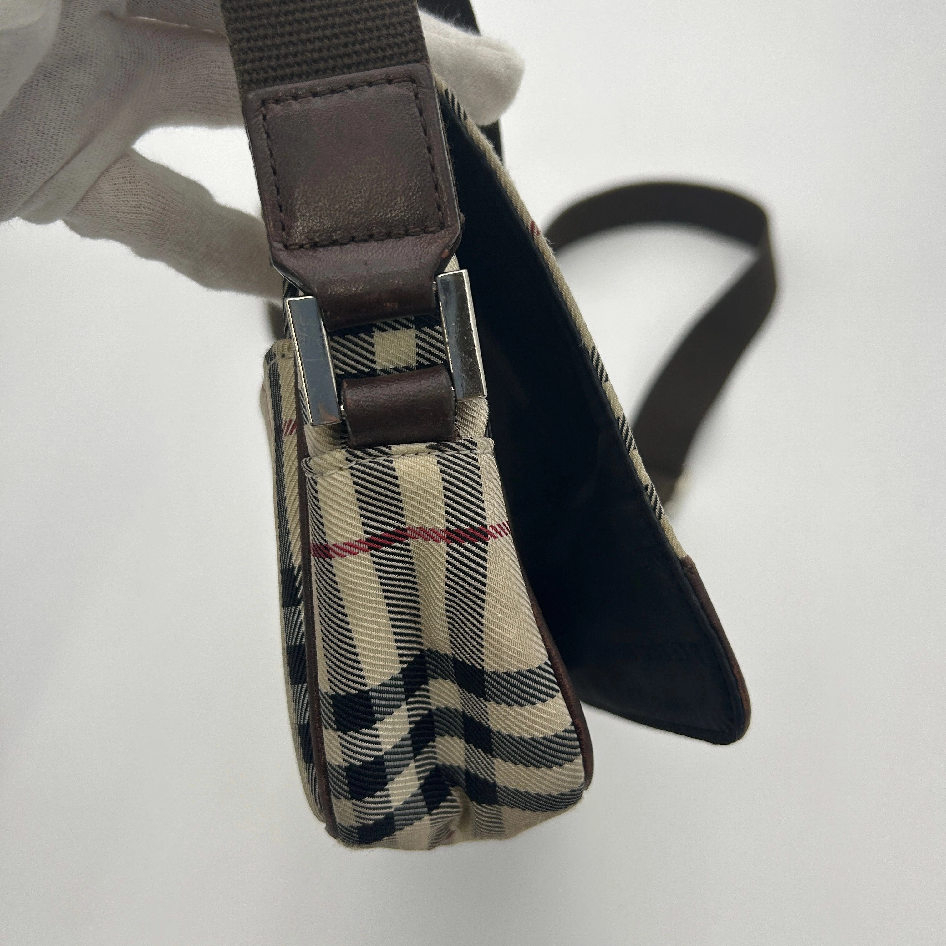 Burberry 2000-2017 House Check Canvas Flap Crossbody Bag bb5514gr