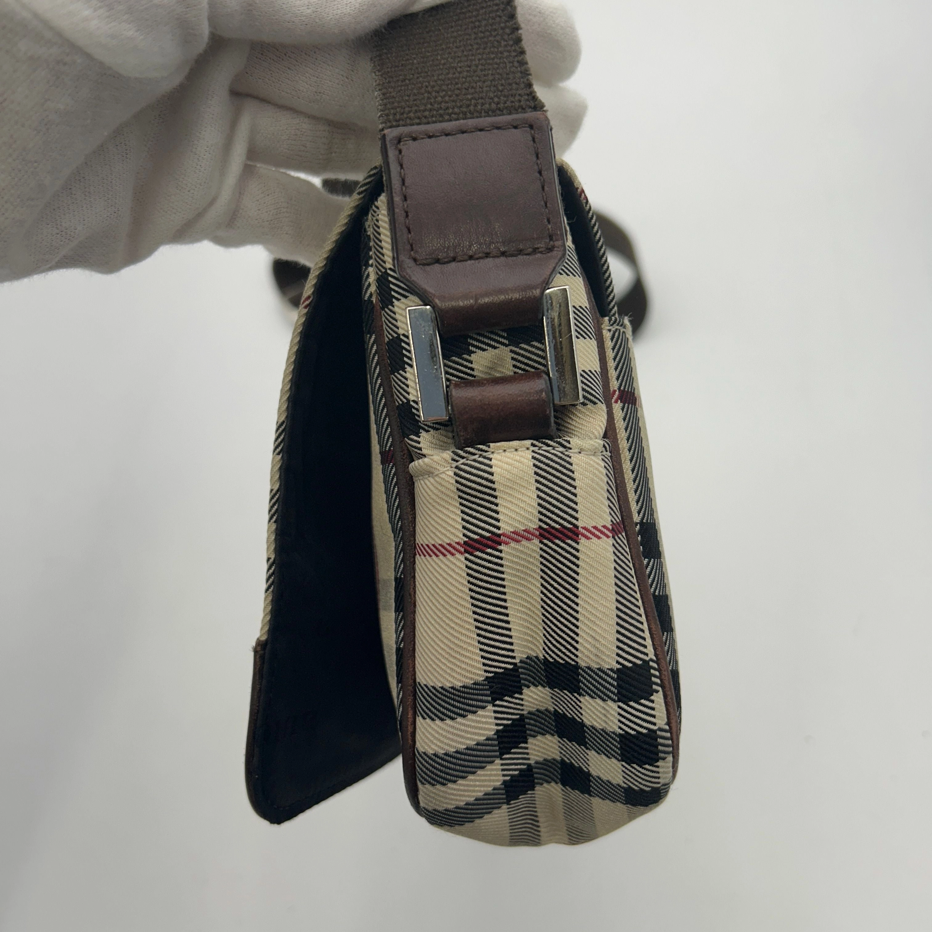 Burberry 2000-2017 House Check Canvas Flap Crossbody Bag bb5514gr