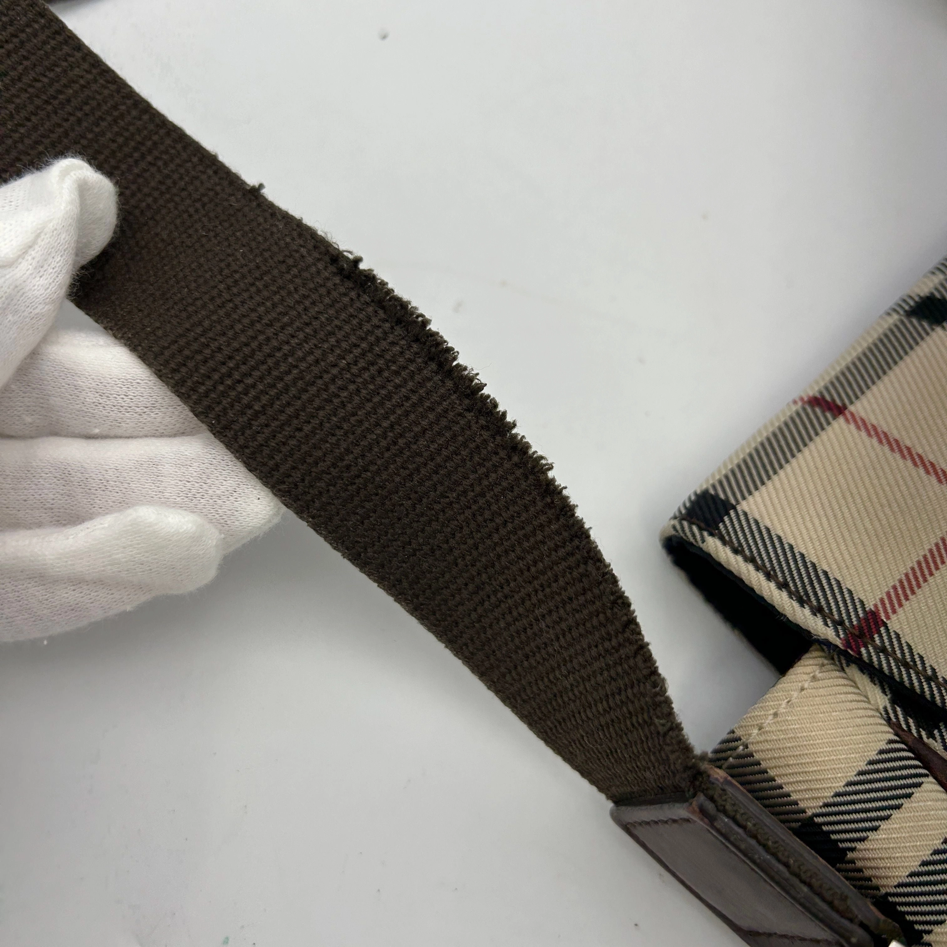 Burberry 2000-2017 House Check Canvas Flap Crossbody Bag bb5514gr