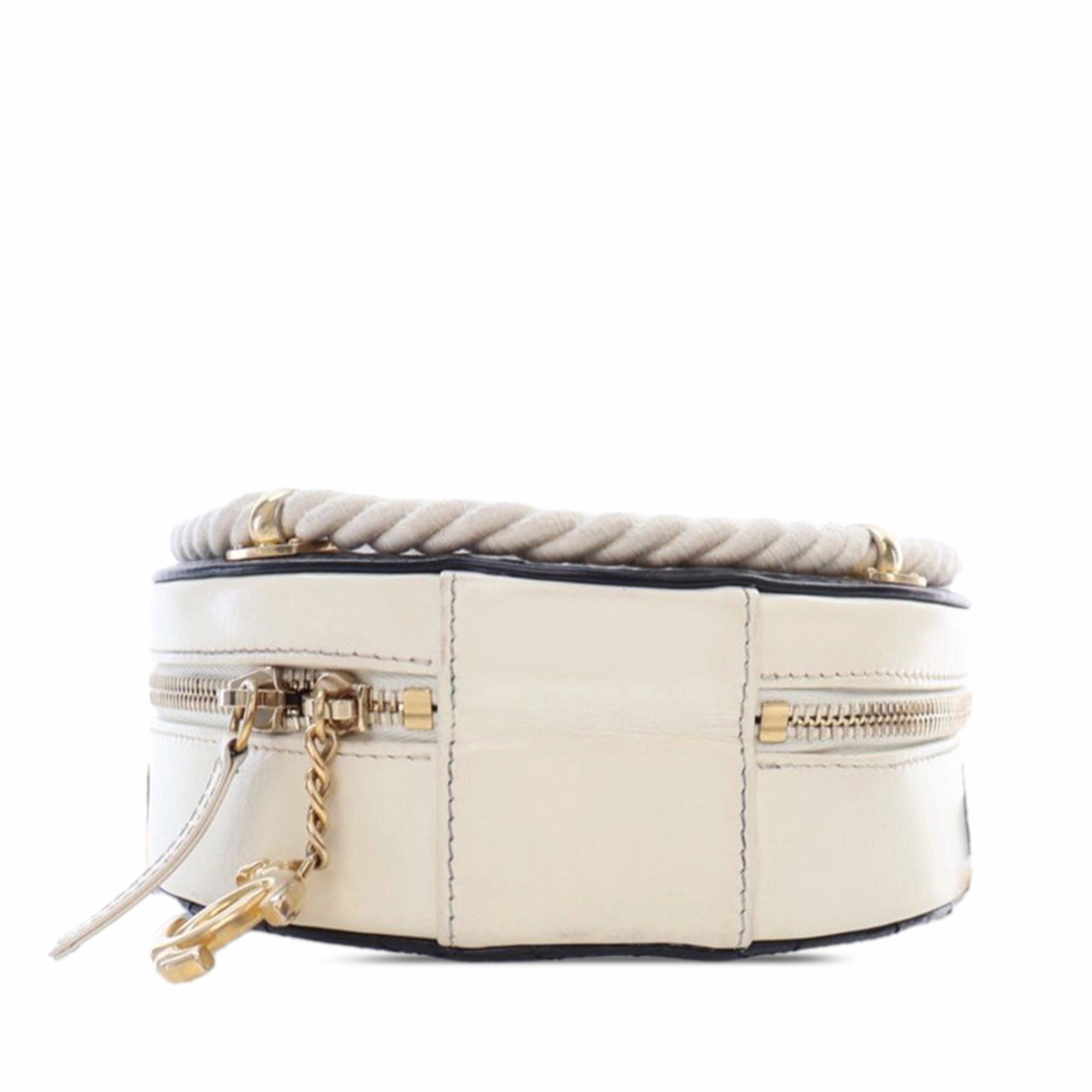 Calfskin En Vogue Round Crossbody