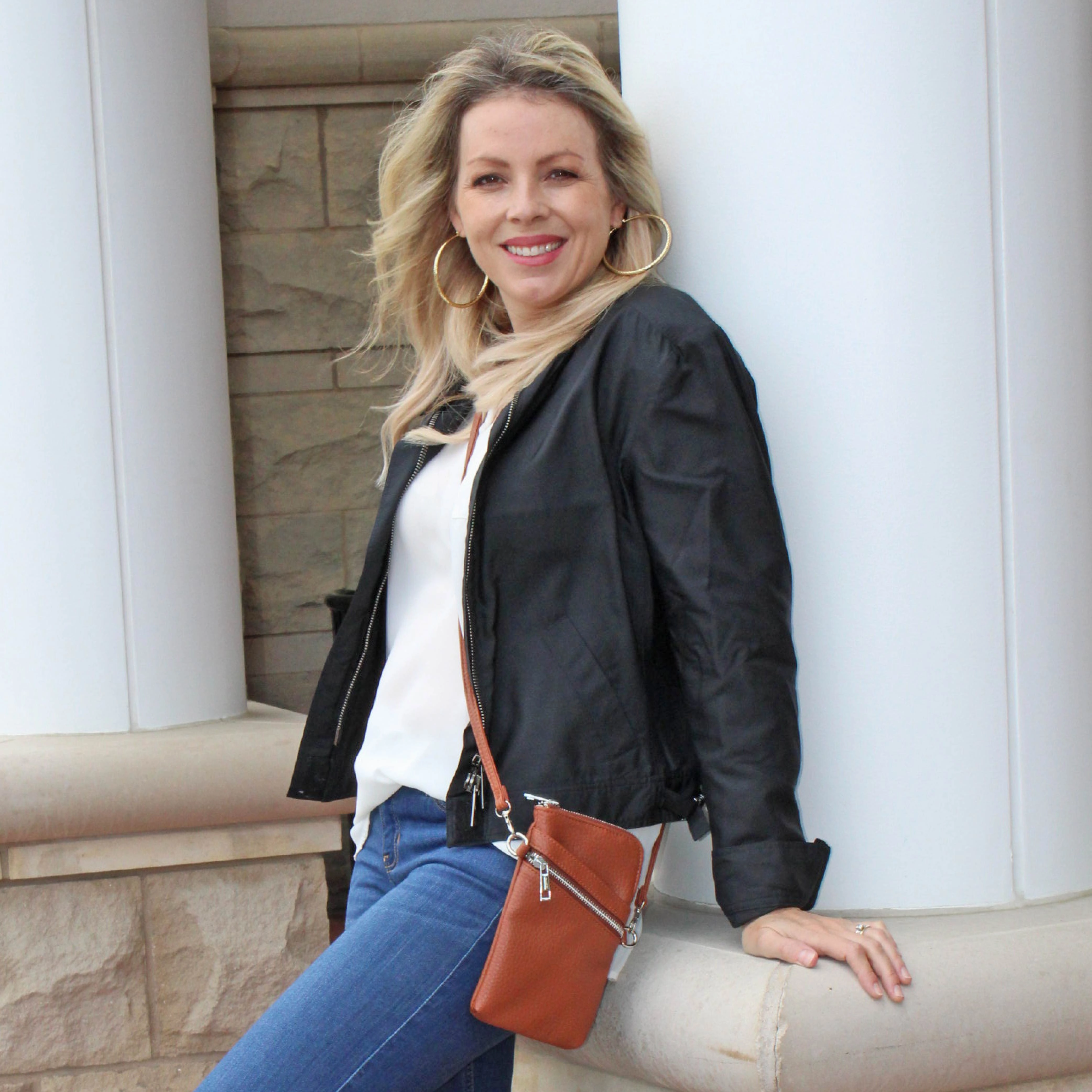 Carrie Crossbody