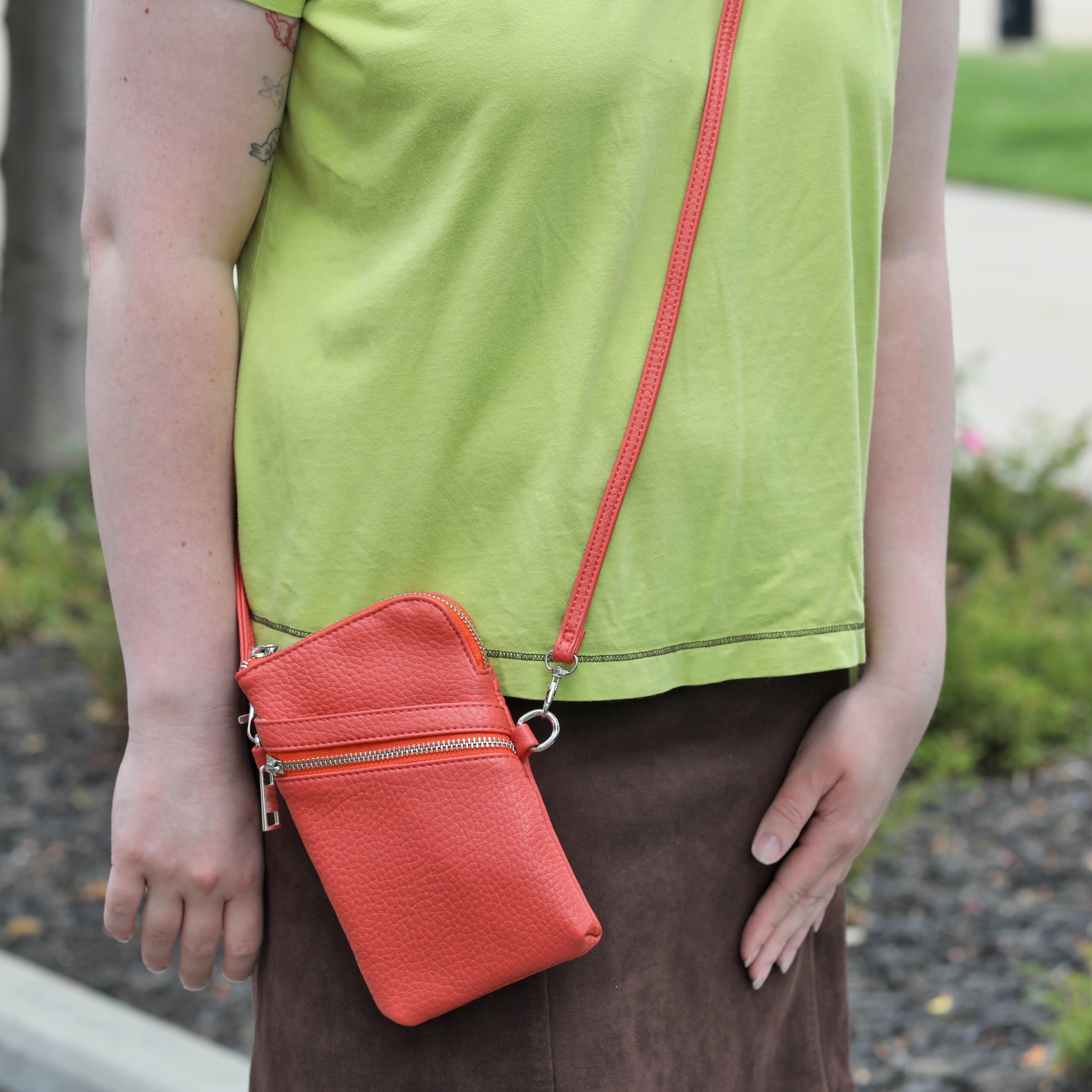 Carrie Crossbody