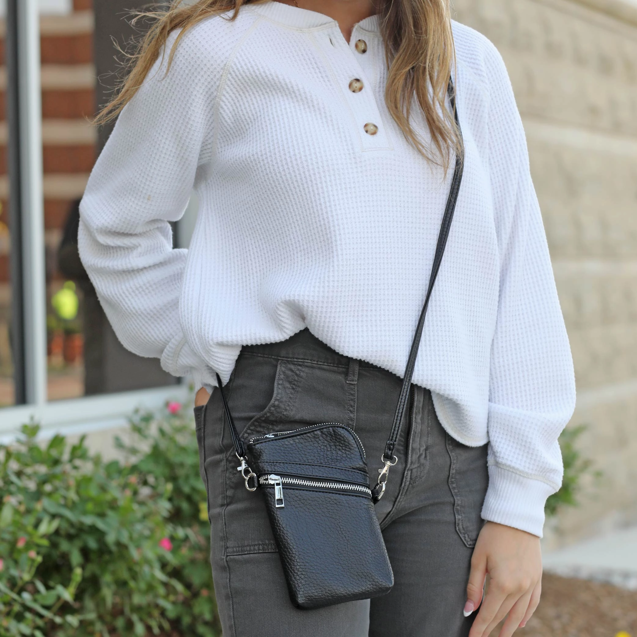 Carrie Crossbody