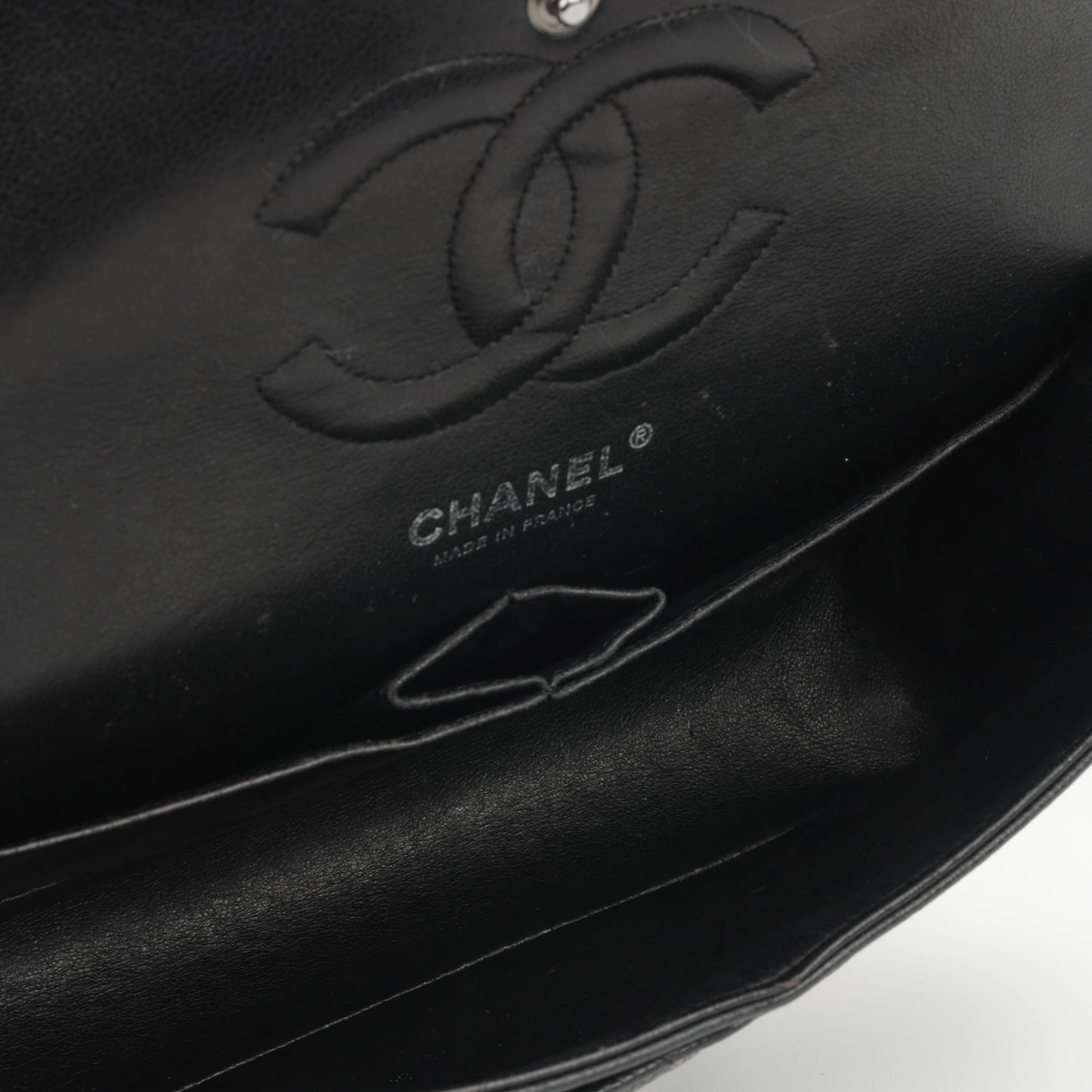 Chanel - Medium Classic Flap - Black Caviar SHW - 2008/09 - Pre-Loved