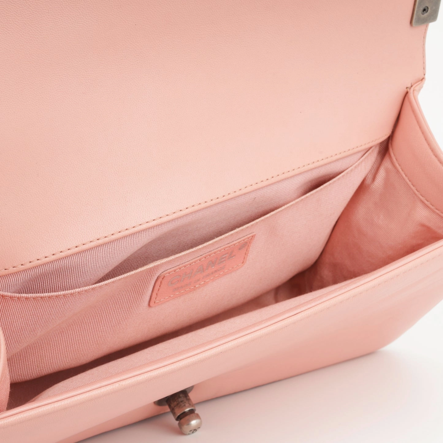 Chanel Chanel - Old Medium Boy Bag - Pink Lambskin RHW - 2014/15