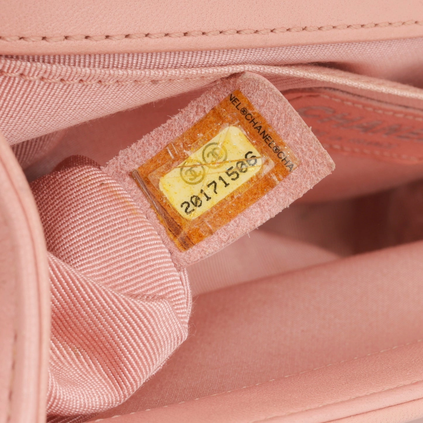 Chanel Chanel - Old Medium Boy Bag - Pink Lambskin RHW - 2014/15