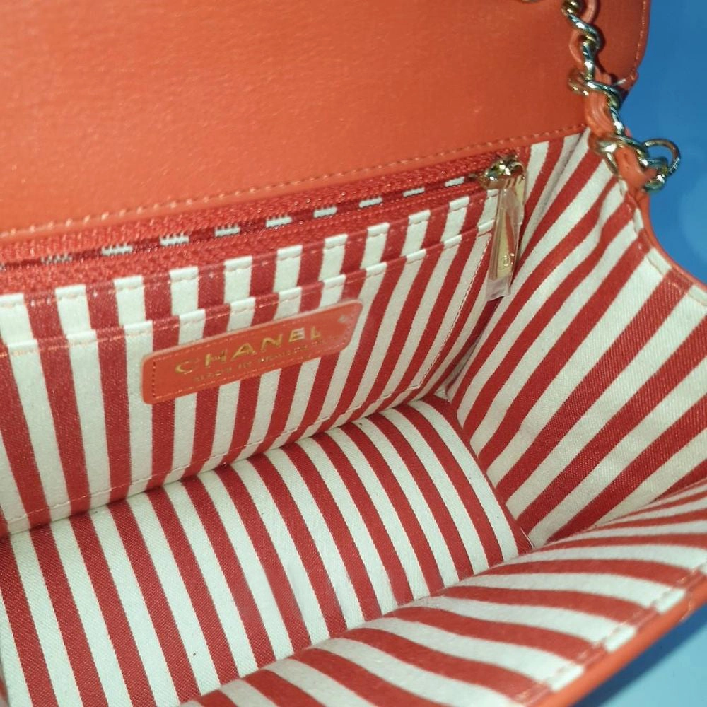 Chanel Chevron Chain Crossbody Bag (5465403)