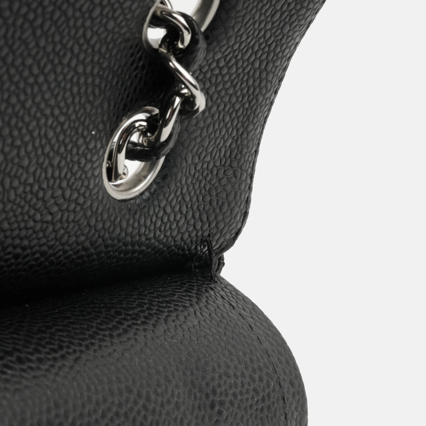 Chanel Medium Classic Flap Black Caviar SHW