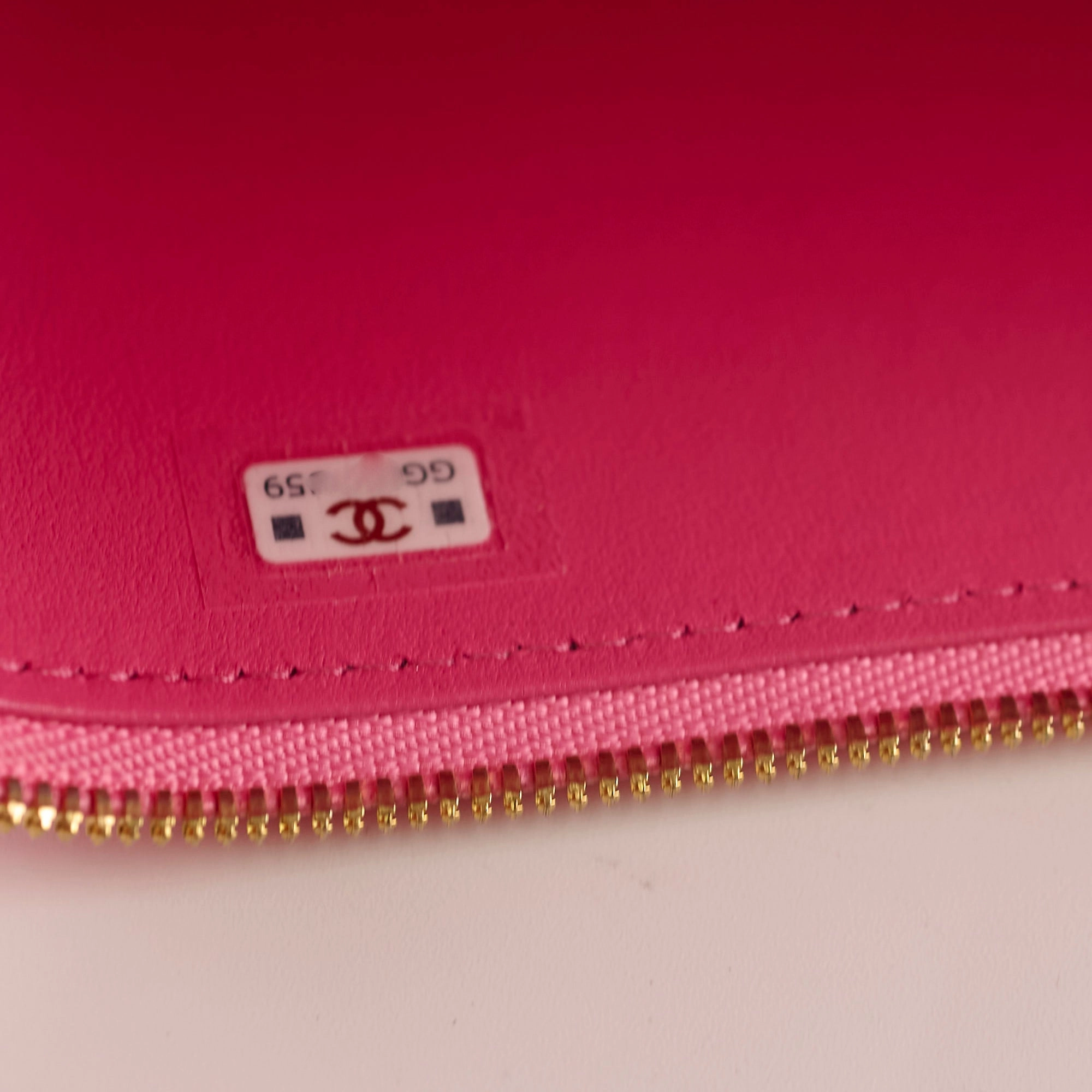 Chanel Pink Vanity Coco Chain (microchip)