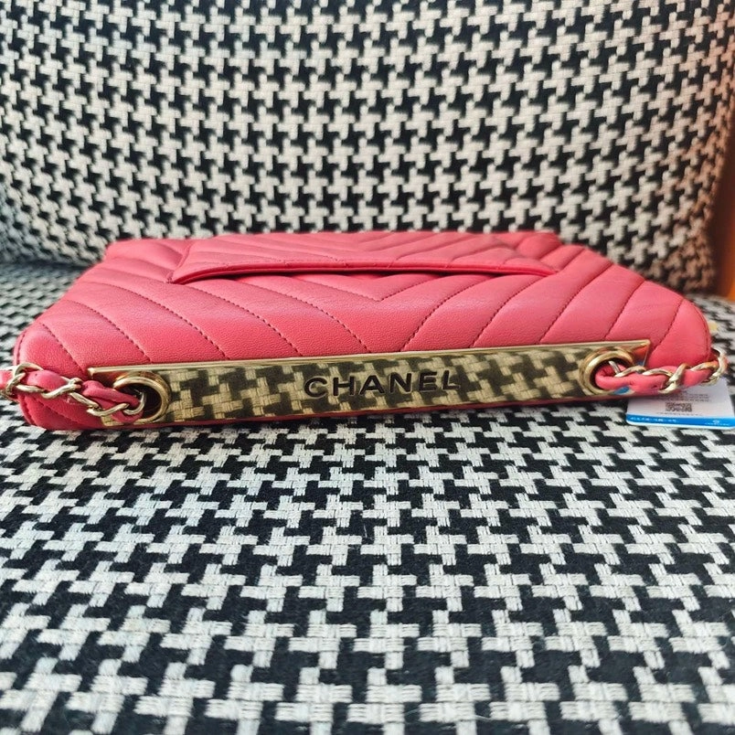 Chanel Trendy CC WOC Chain Bag - Pink Leather Crossbody