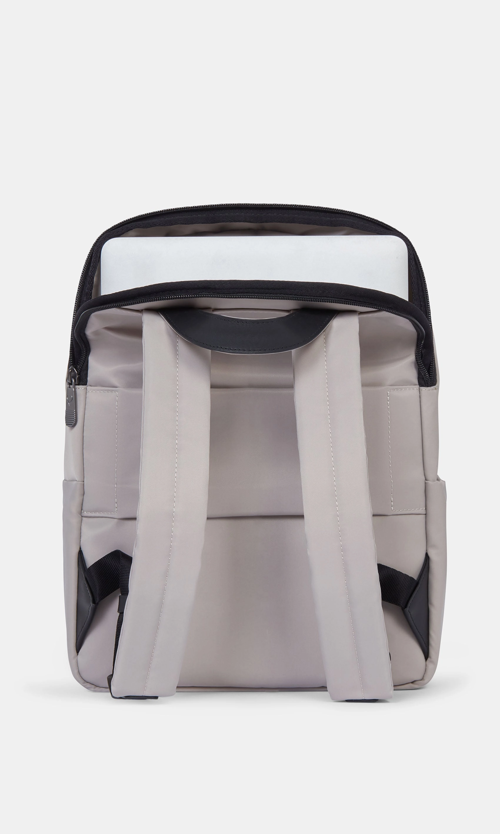 Chelsea Daypack in Taupe