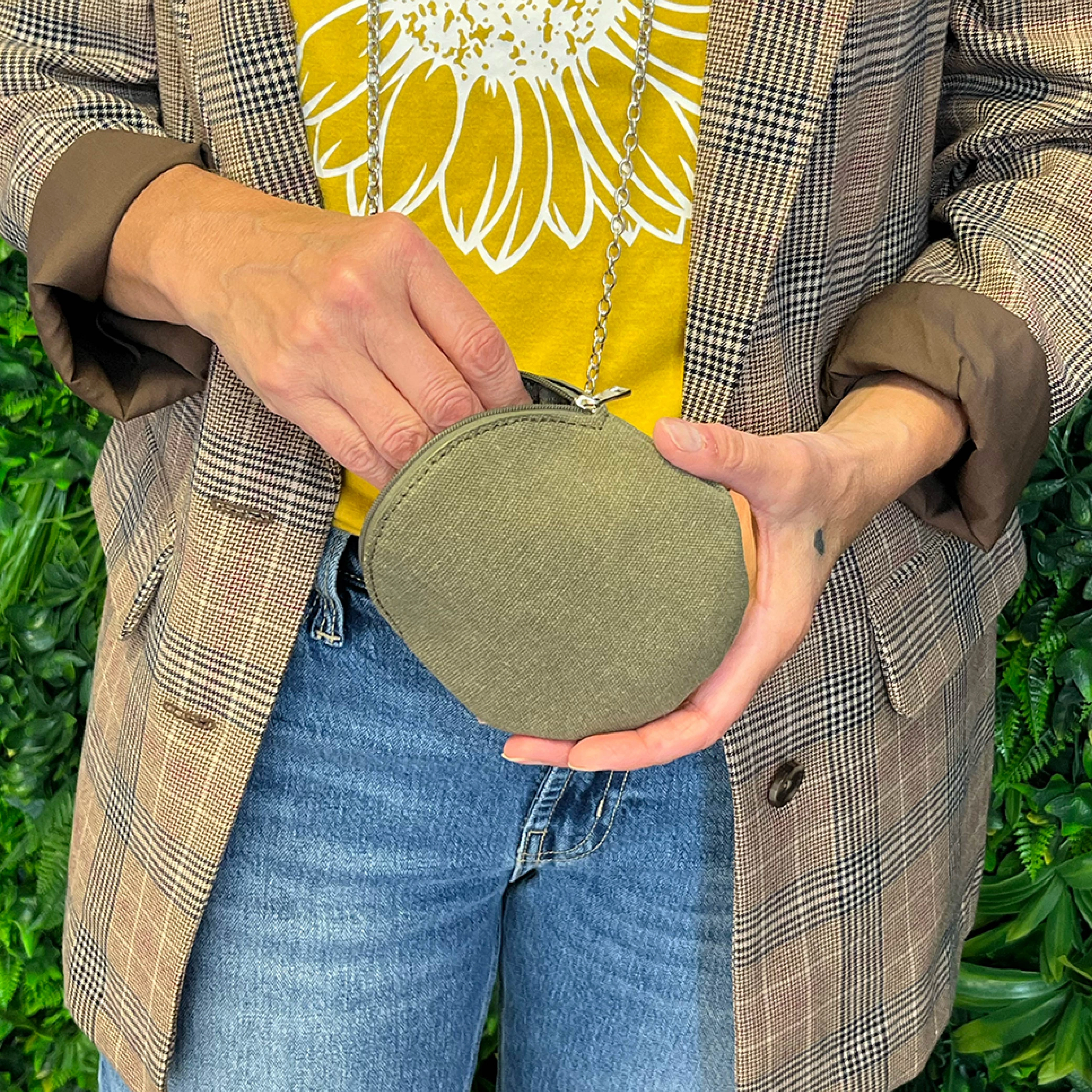 Circle Coin Purse (Multiple Colors)