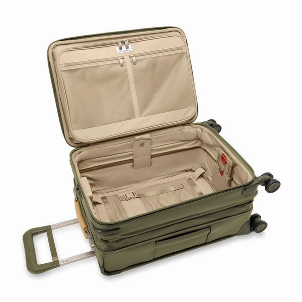 Essential Carry On Spinner - Baseline Collection #BLU122CXSP
