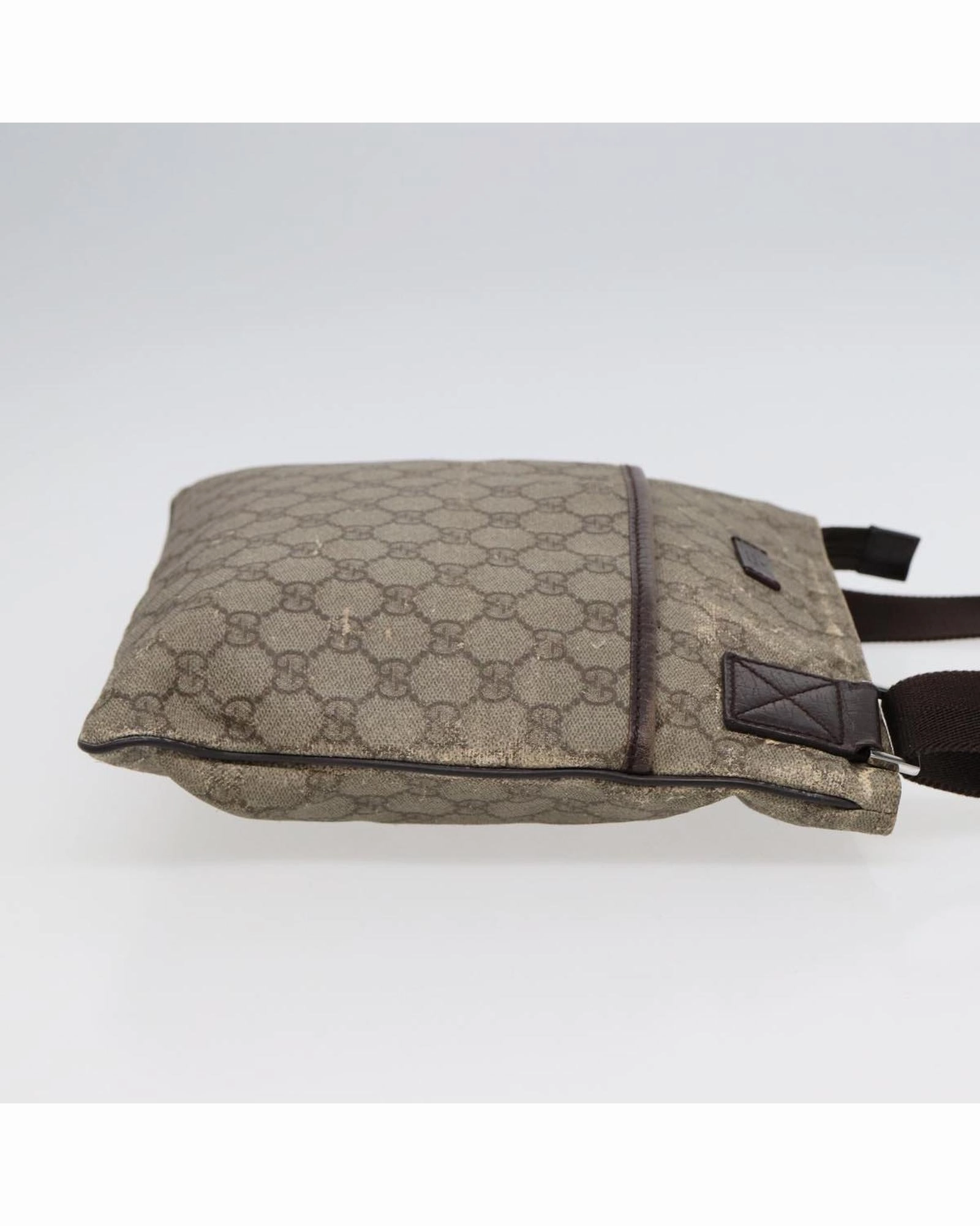 GG Supreme Messenger Bag Crossbody