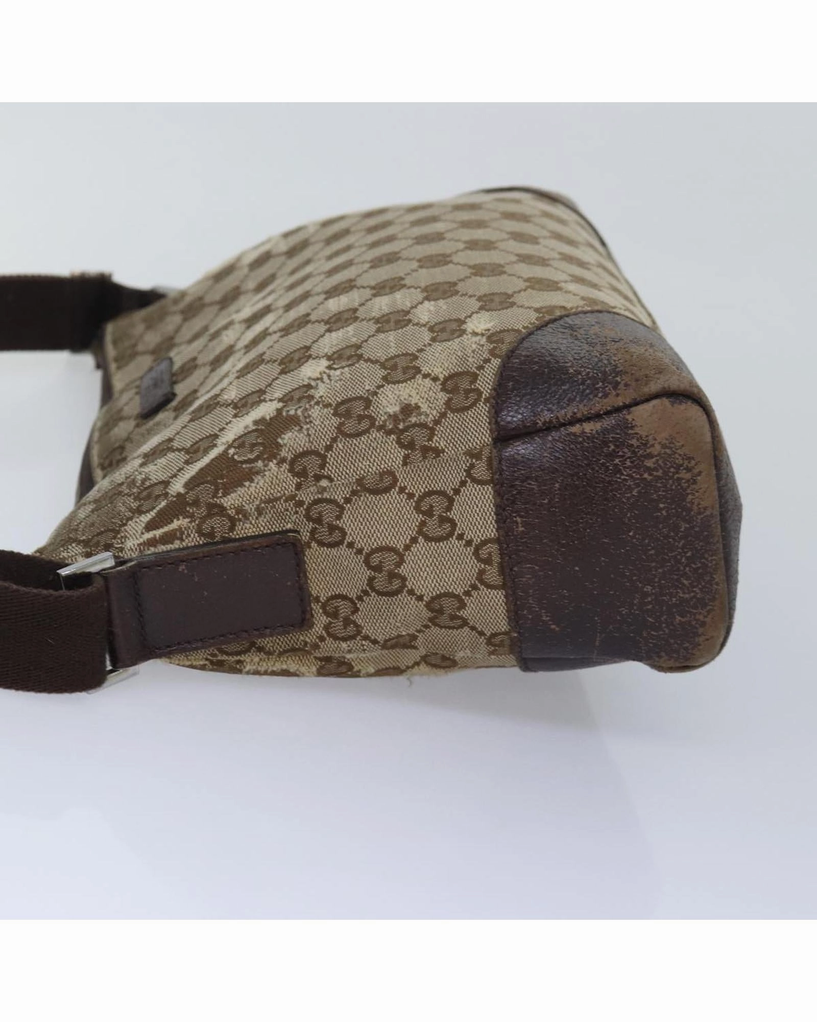GG Supreme Messenger Bag Crossbody Style