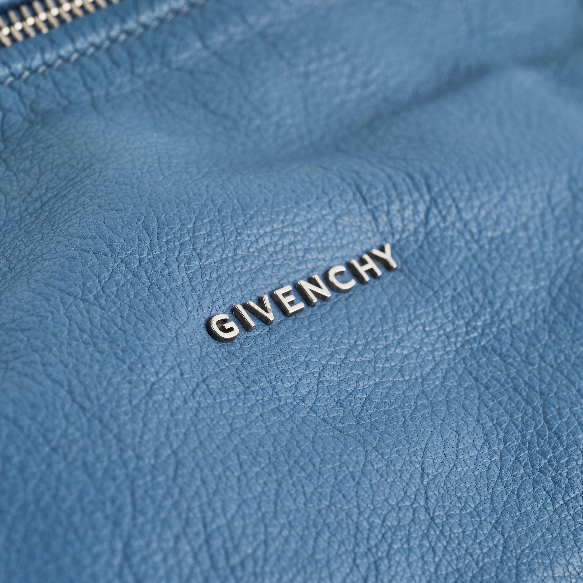 Givency Medium Pandora Goatskin Blue