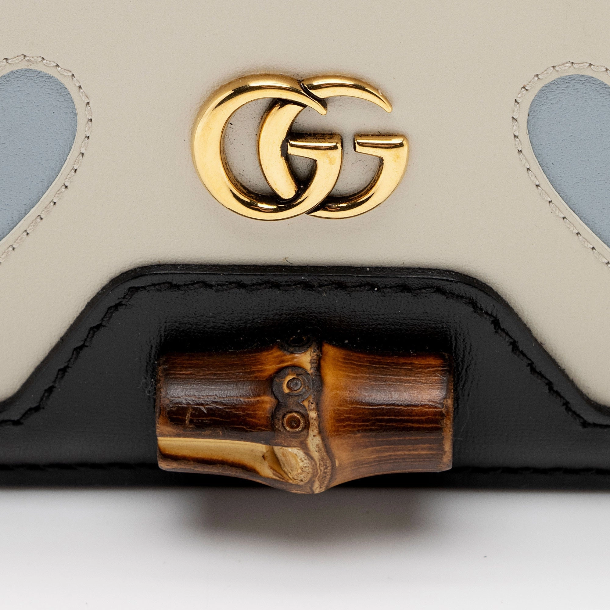 Gucci Calfskin Lovelight Diana Mini Chain Crossbody Bag (SHF-xwLh4x)