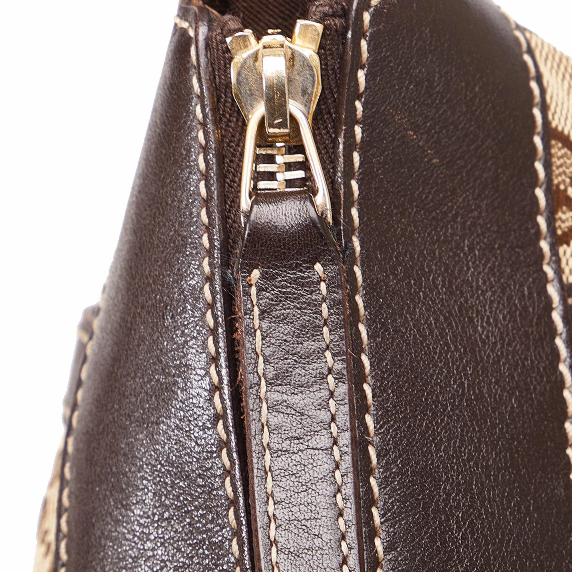 Gucci GG Canvas Abbey D-Ring Crossbody Bag (SHG-FUTZCt)