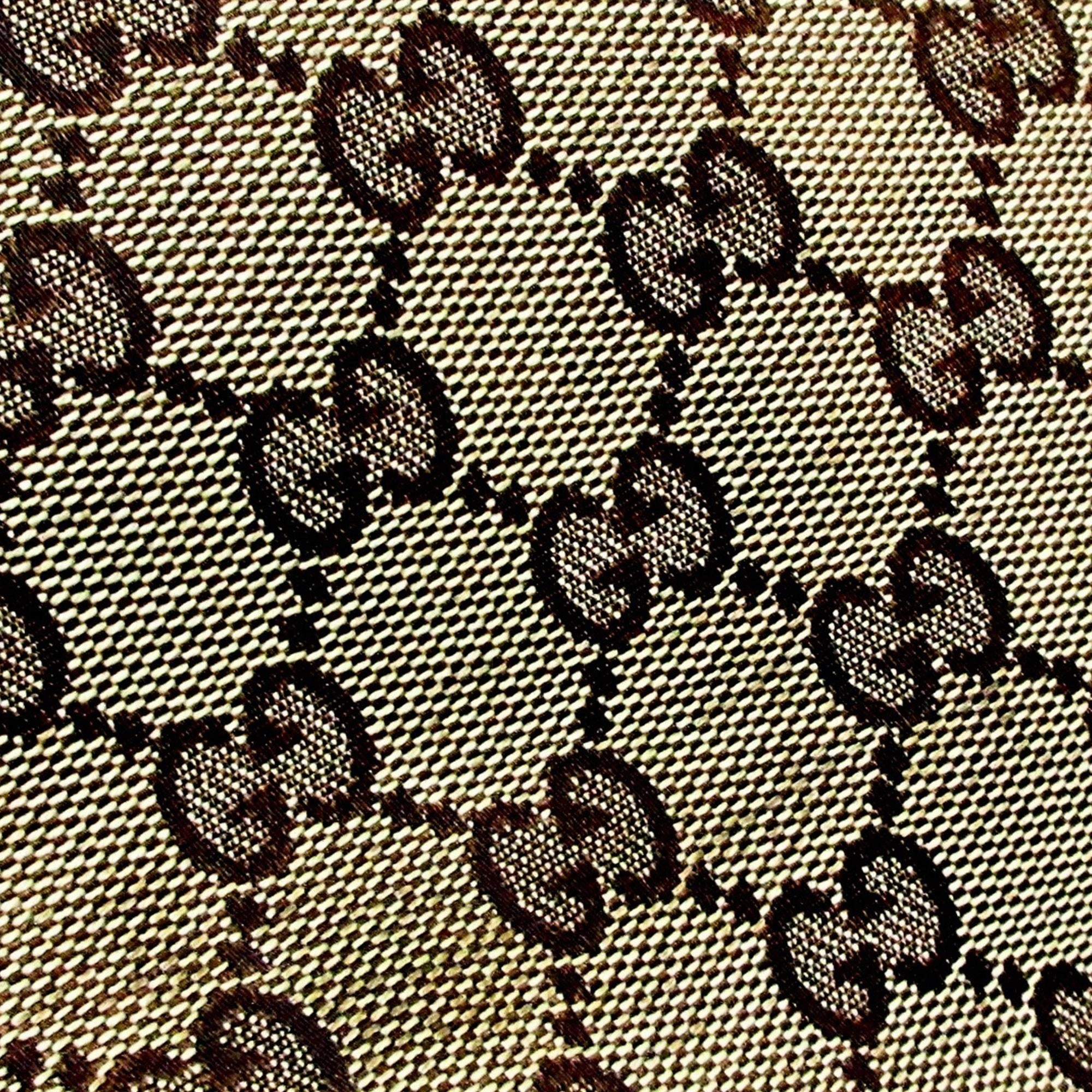 Gucci GG Canvas Nailhead Crossbody (SHG-whDSCc)