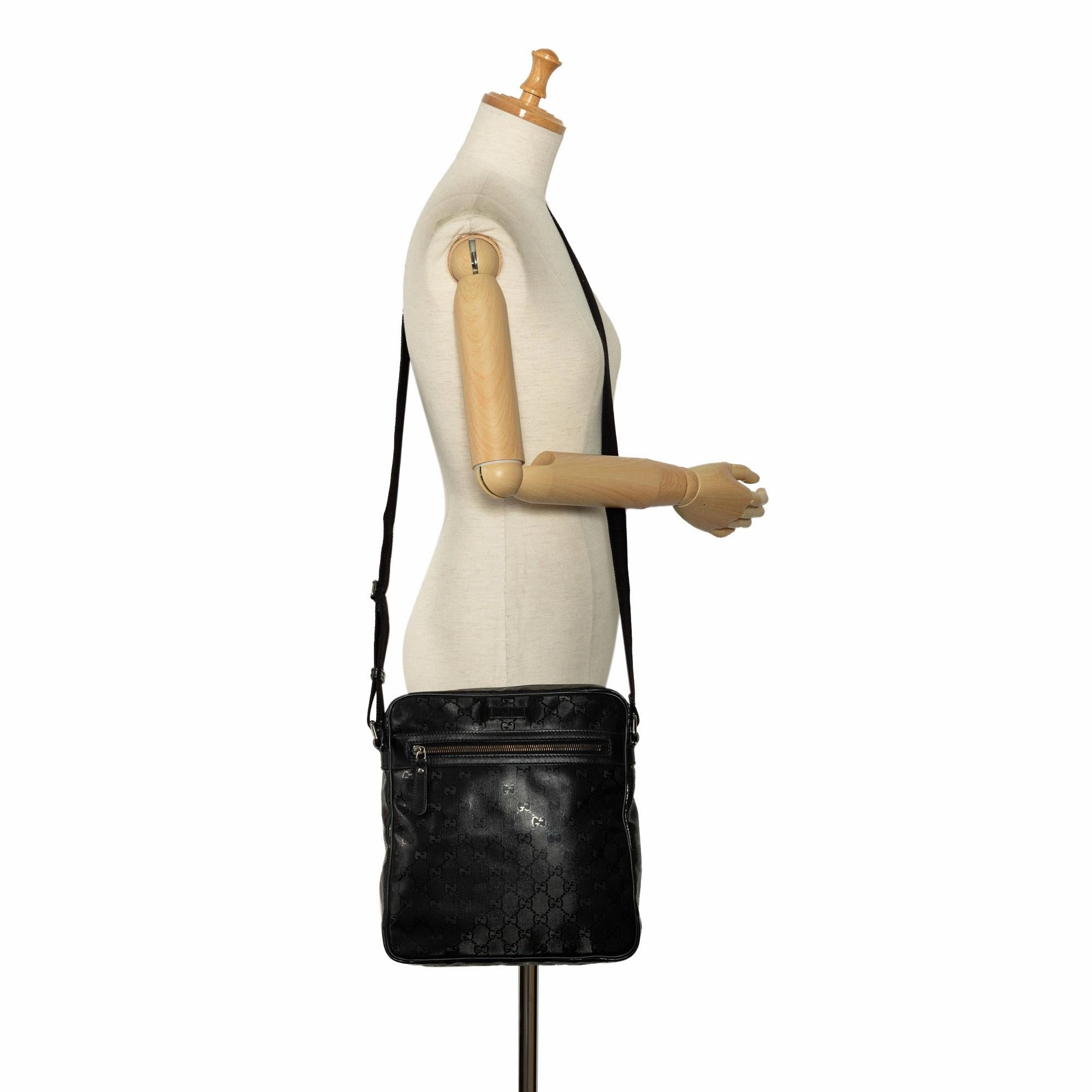 Gucci GG Imprime Crossbody Bag (SHG-txunh3)