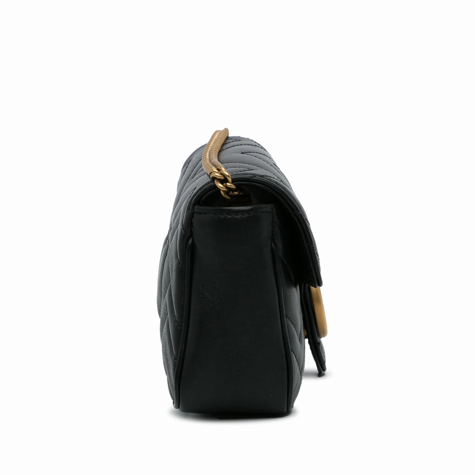 Gucci GG Marmont Super Mini Crossbody Bag (SHG-7J0Frx)