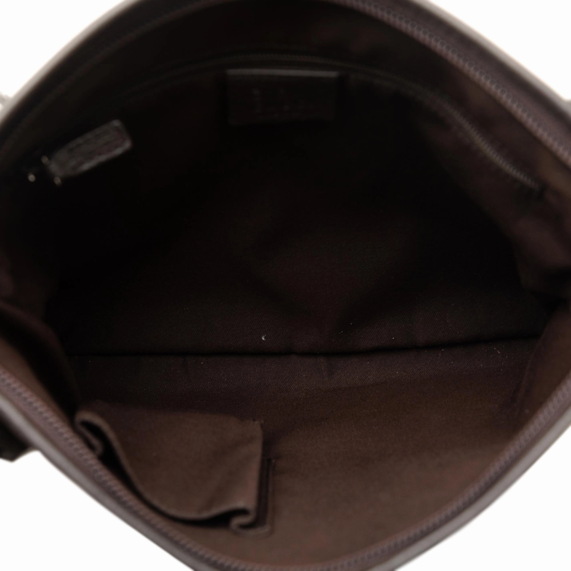 Gucci GG Nylon Jolicoeur Crossbody (SHG-J3fxiE)