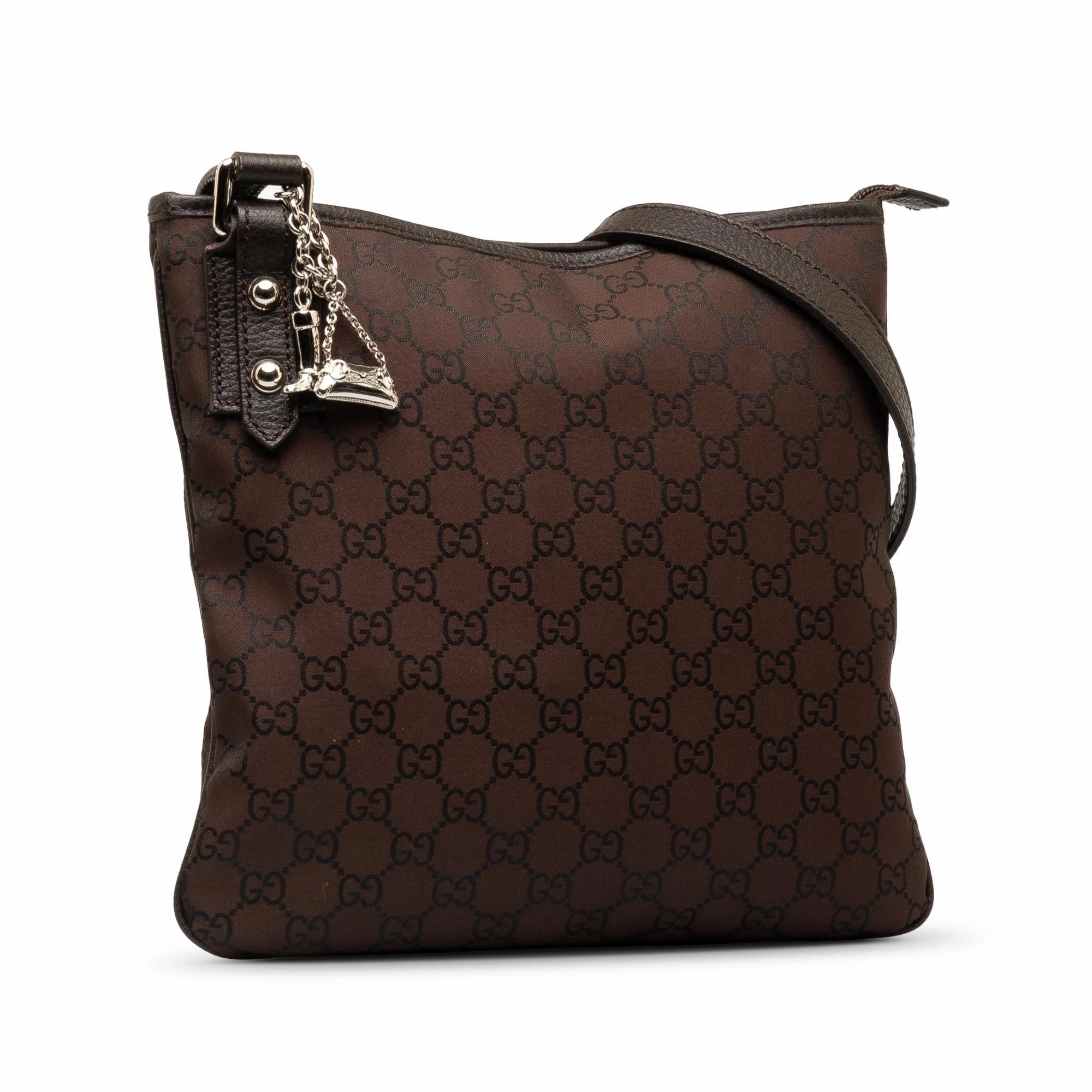 Gucci GG Nylon Jolicoeur Crossbody (SHG-J3fxiE)