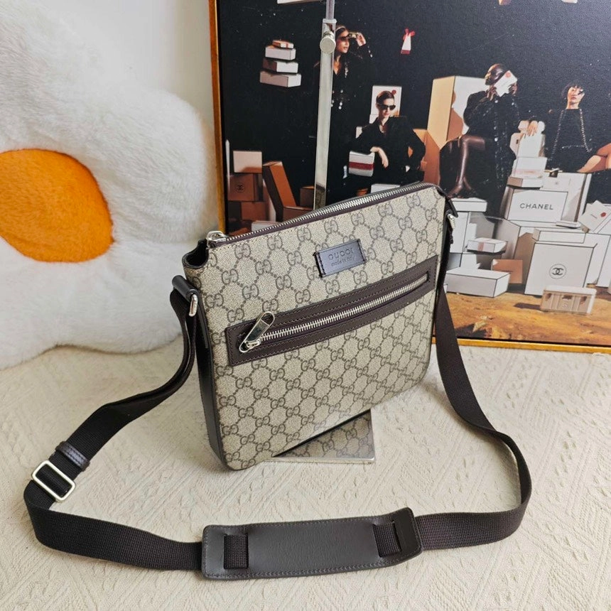 Gucci GG Supreme Beige Crossbody Bag