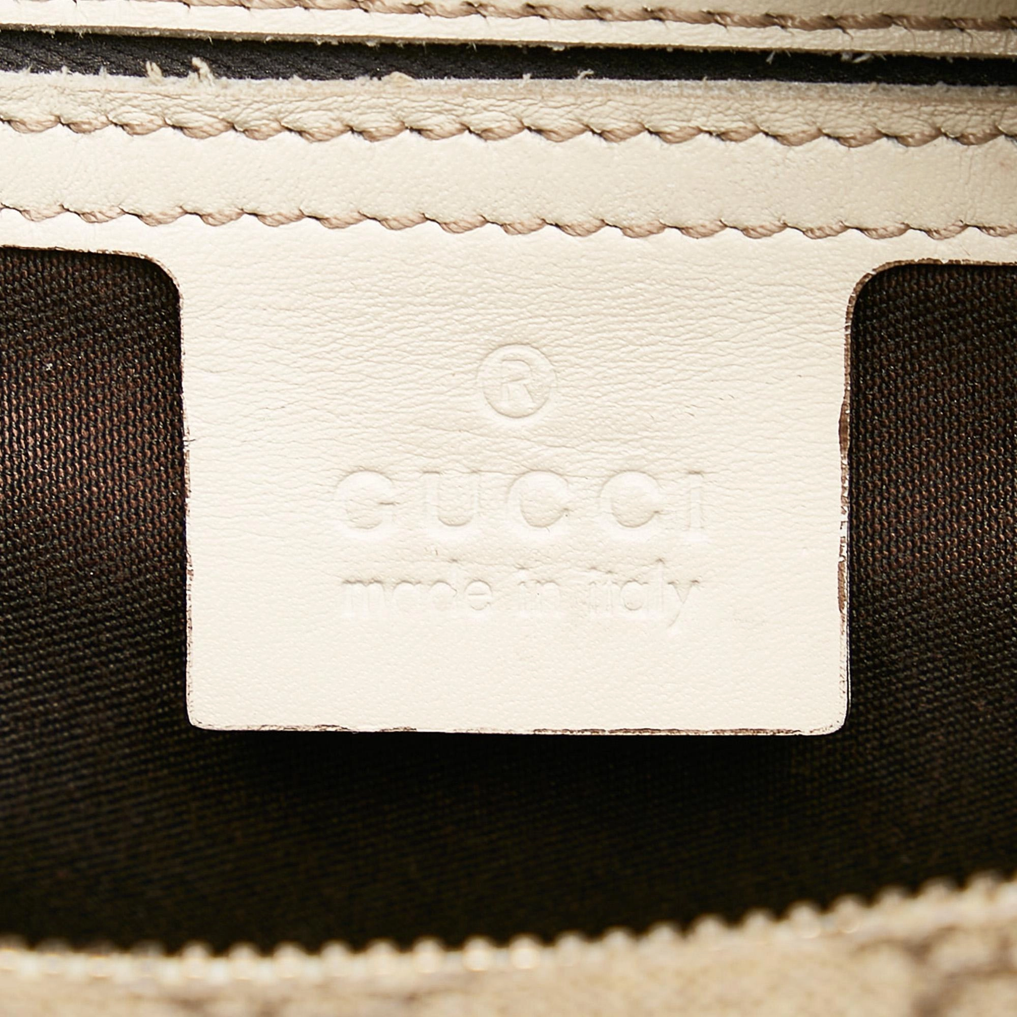 Gucci GG Supreme Crossbody Bag (SHG-32519)
