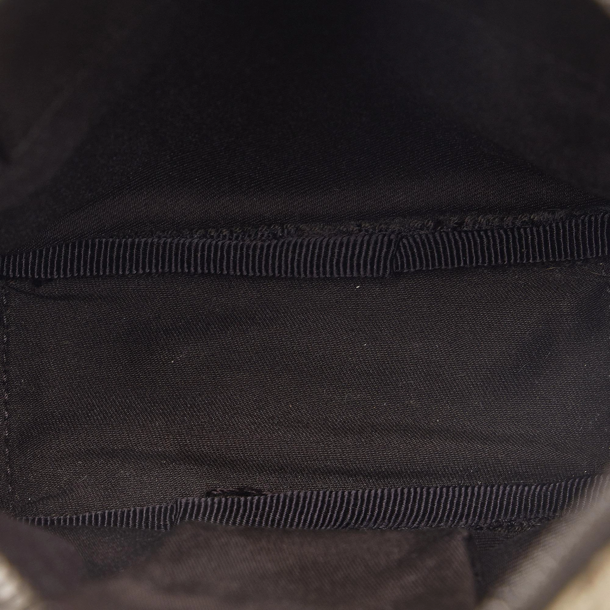 Gucci GG Supreme Crossbody Bag (SHG-IAZ6ar)