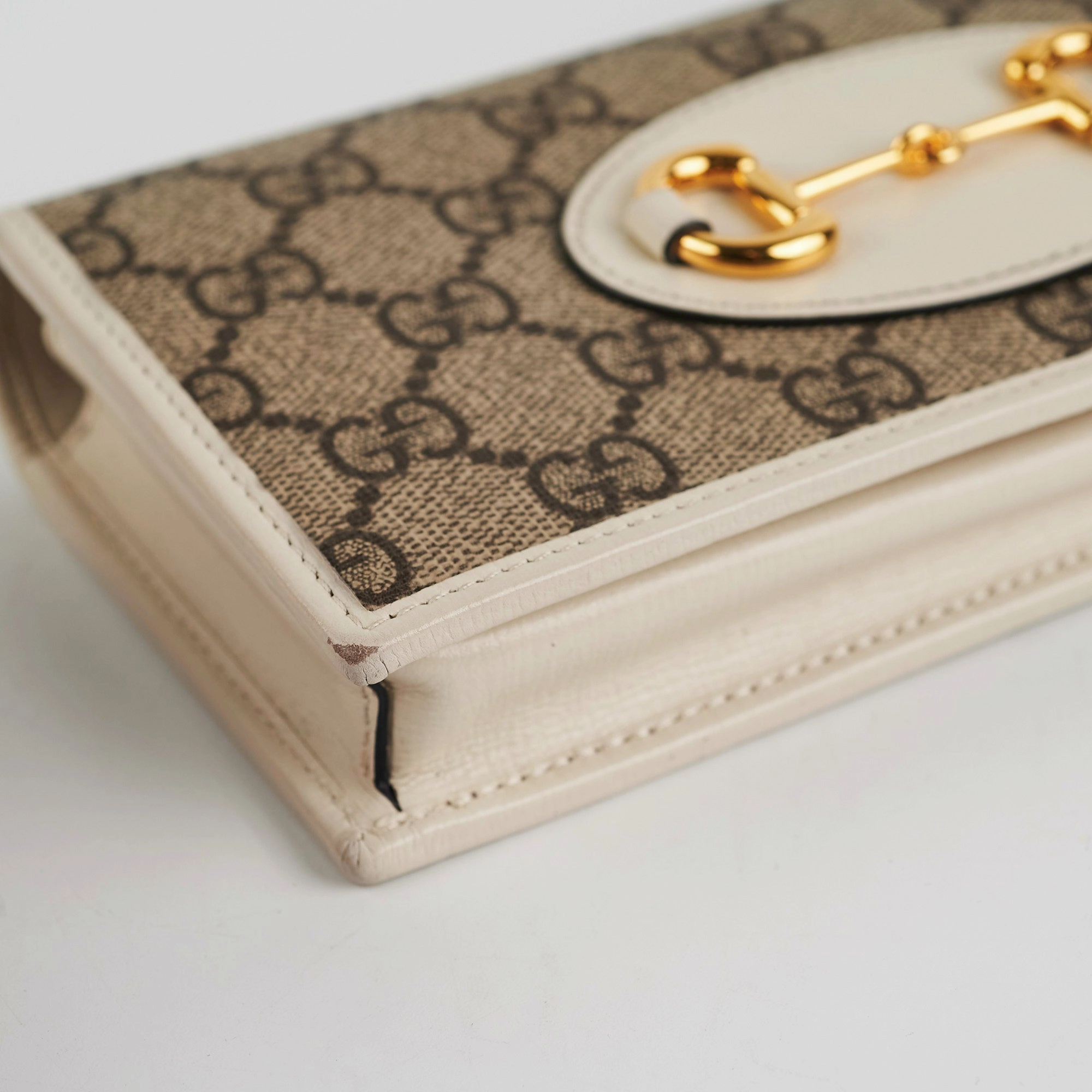 Gucci Horsebit 1955 White Wallet on Chain
